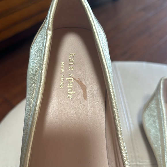 Kate Spade gold loafer size 10 - Picture 8 of 9
